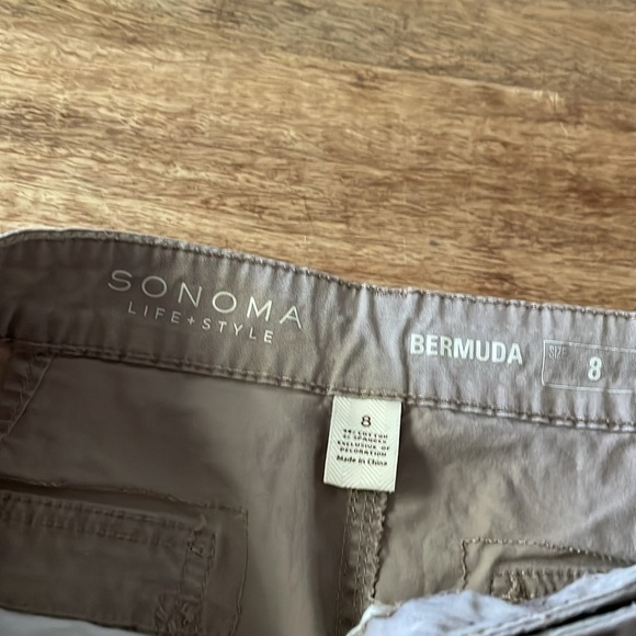 Sonoma size 8 Bermuda cargo shorts - Picture 3 of 3